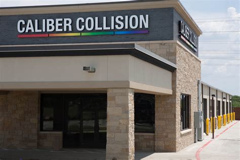 caliber collision near me.